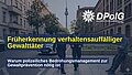 Polizeibeamte im Einsatz bei einer potenziell gefährlichen Person – Symbolbild für Früherkennung, Risikoanalyse und Bedrohungsmanagement im Kontext psychisch bzw. verhaltensauffälliger Gewalttäter.